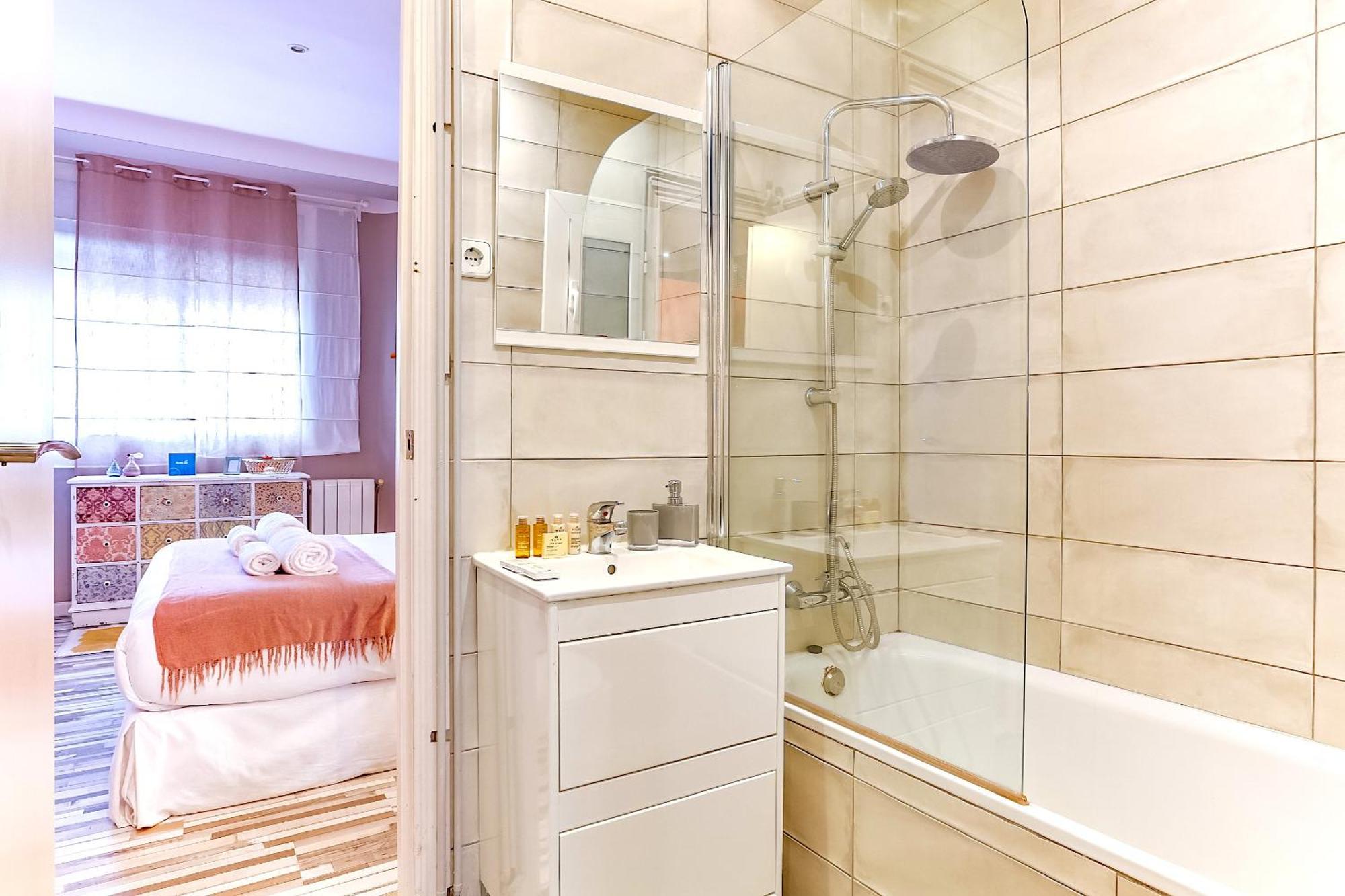 Apartament Sweett - Charming In Sant Gervasi Barcelona Zewnętrze zdjęcie